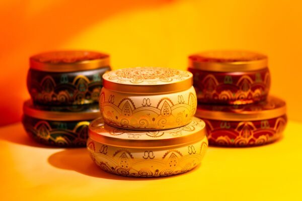 vela decorativa aromática Cores da Turquia em lata metálica 400 g da EUFLORIA